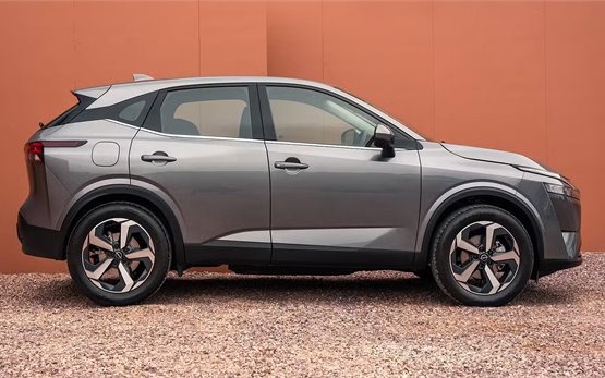 2024 Nissan Qashqai  AUTO